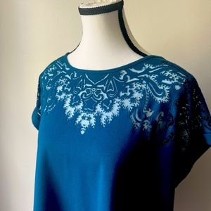 Ava and Viv | Top | 1X | Teal | Short sleeve, burnout detail